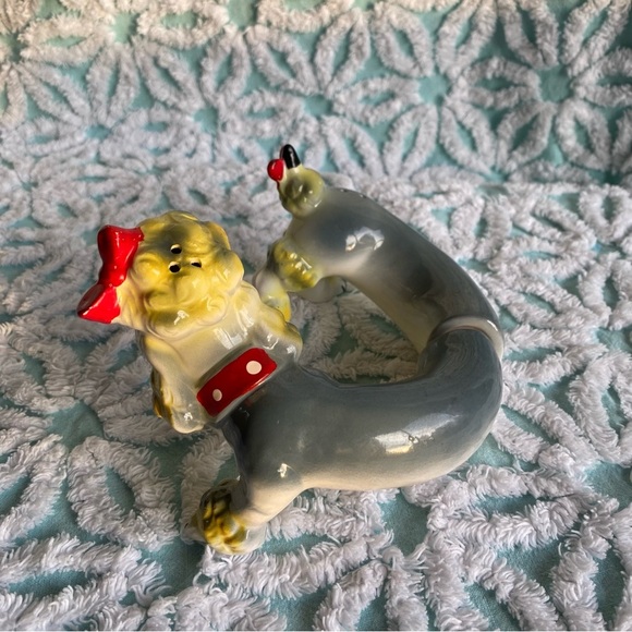 Vintage Napco Originals Stretch Poodle Anthropomorphic Salt and Pepper shakers - Picture 9 of 9